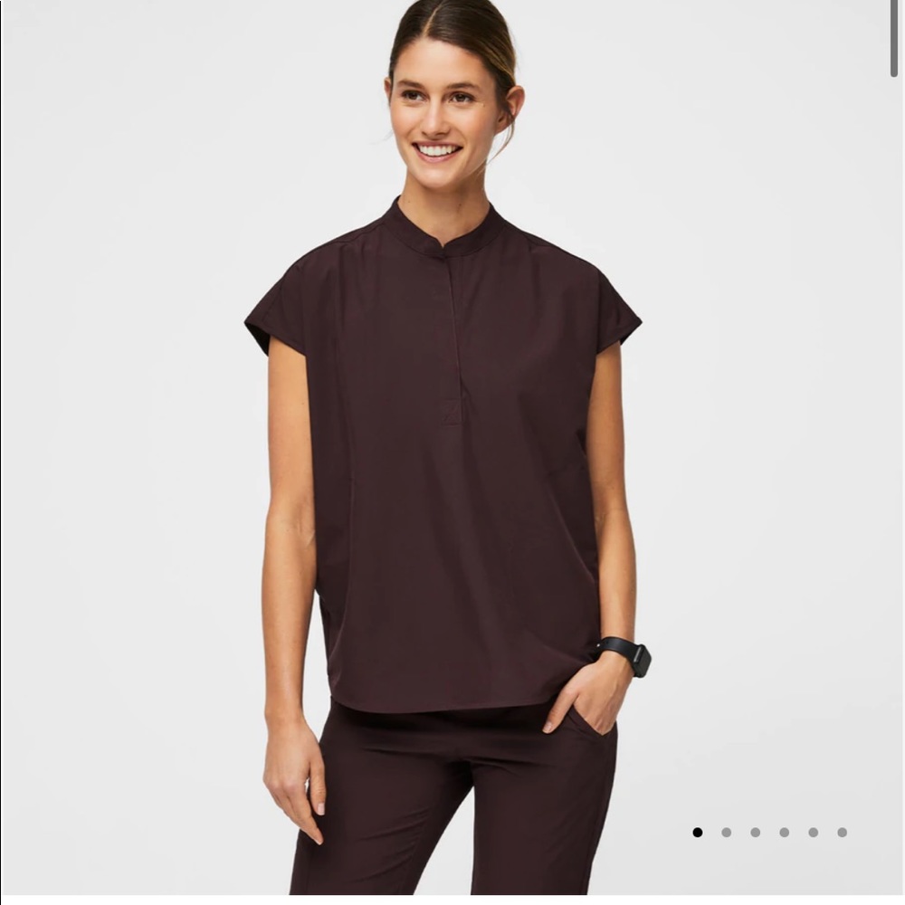 Figs Set - Xs Top and Sm/TALL bottoms